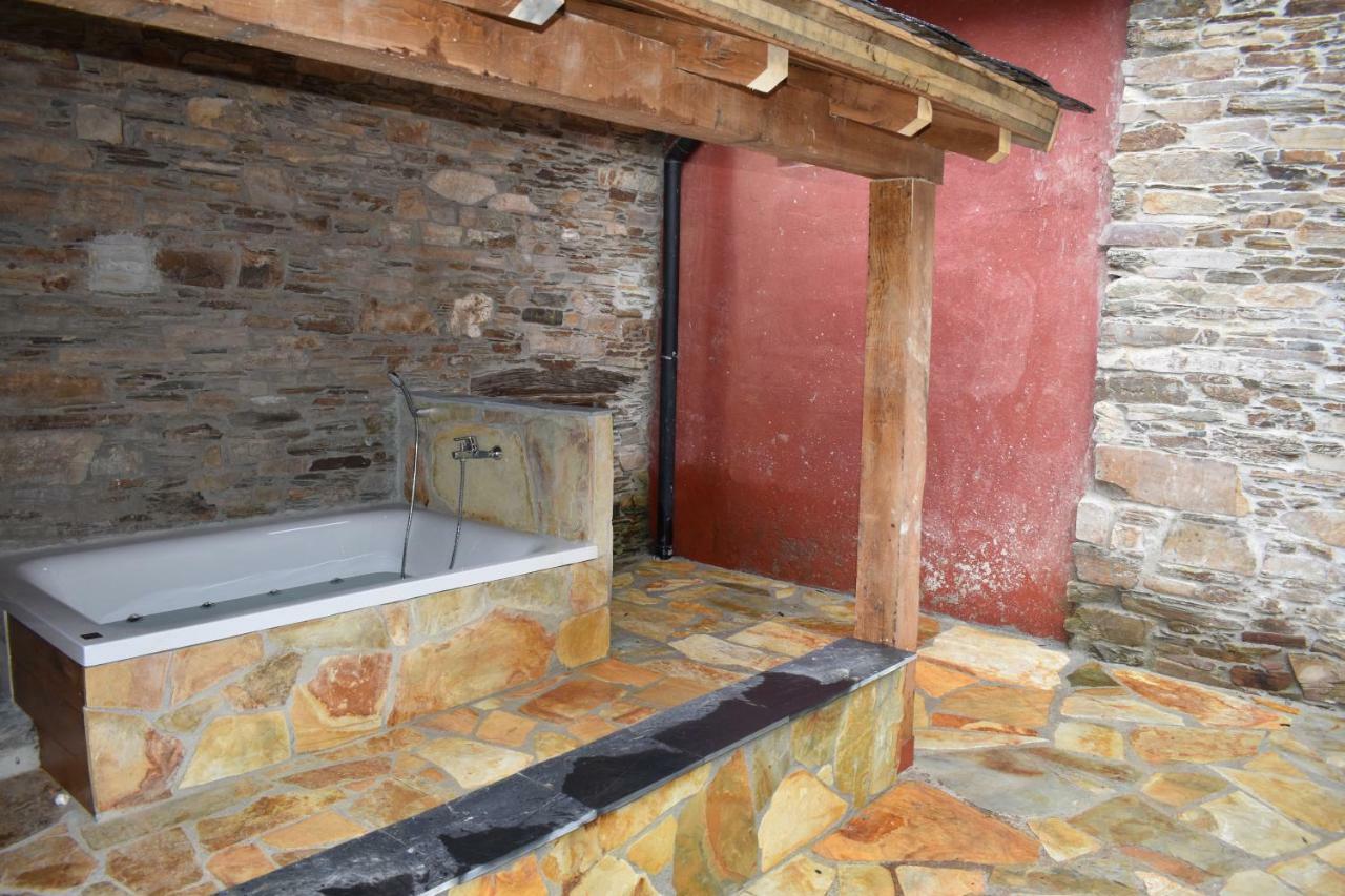 Appartamento Isabel Artemis Es San Tirso de Abres Esterno foto
